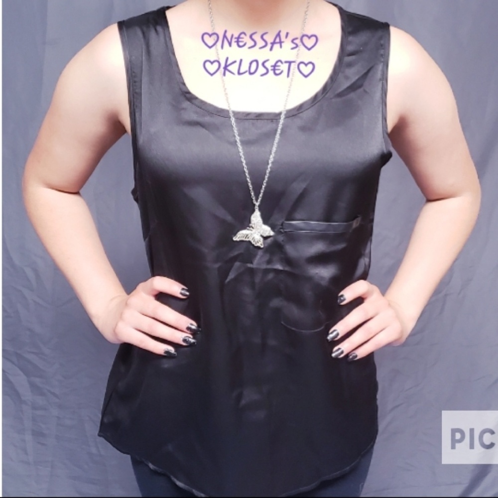 Black sleeveless top